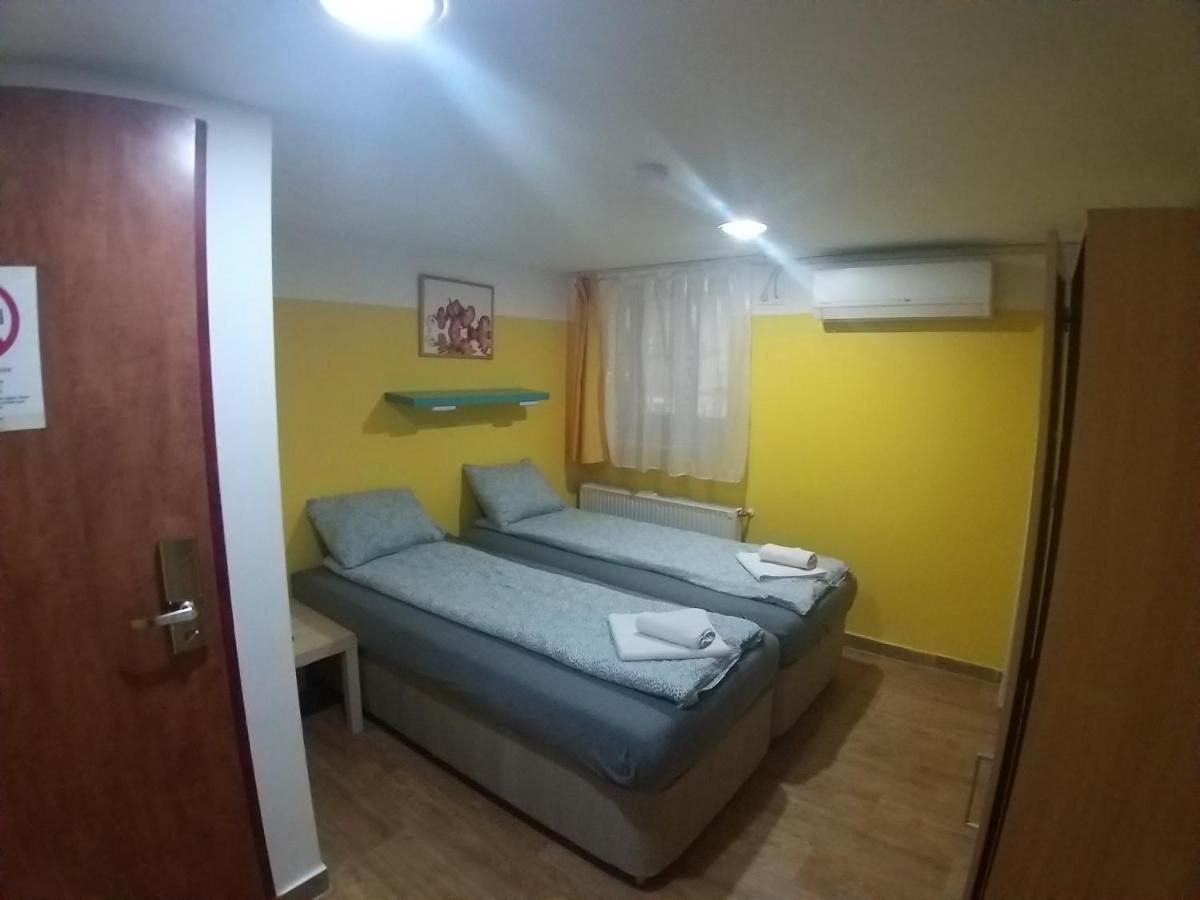 Deniz Guesthouse Budapest Eksteriør bilde