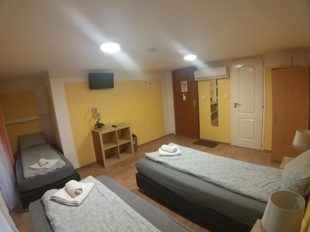 Deniz Guesthouse Budapest Eksteriør bilde